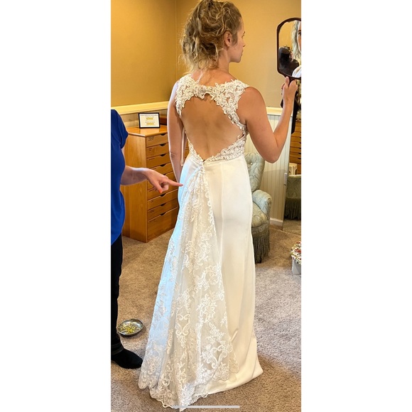 Kitty Chen ‘Liza’ Wedding Gown ✨ - Picture 6 of 7